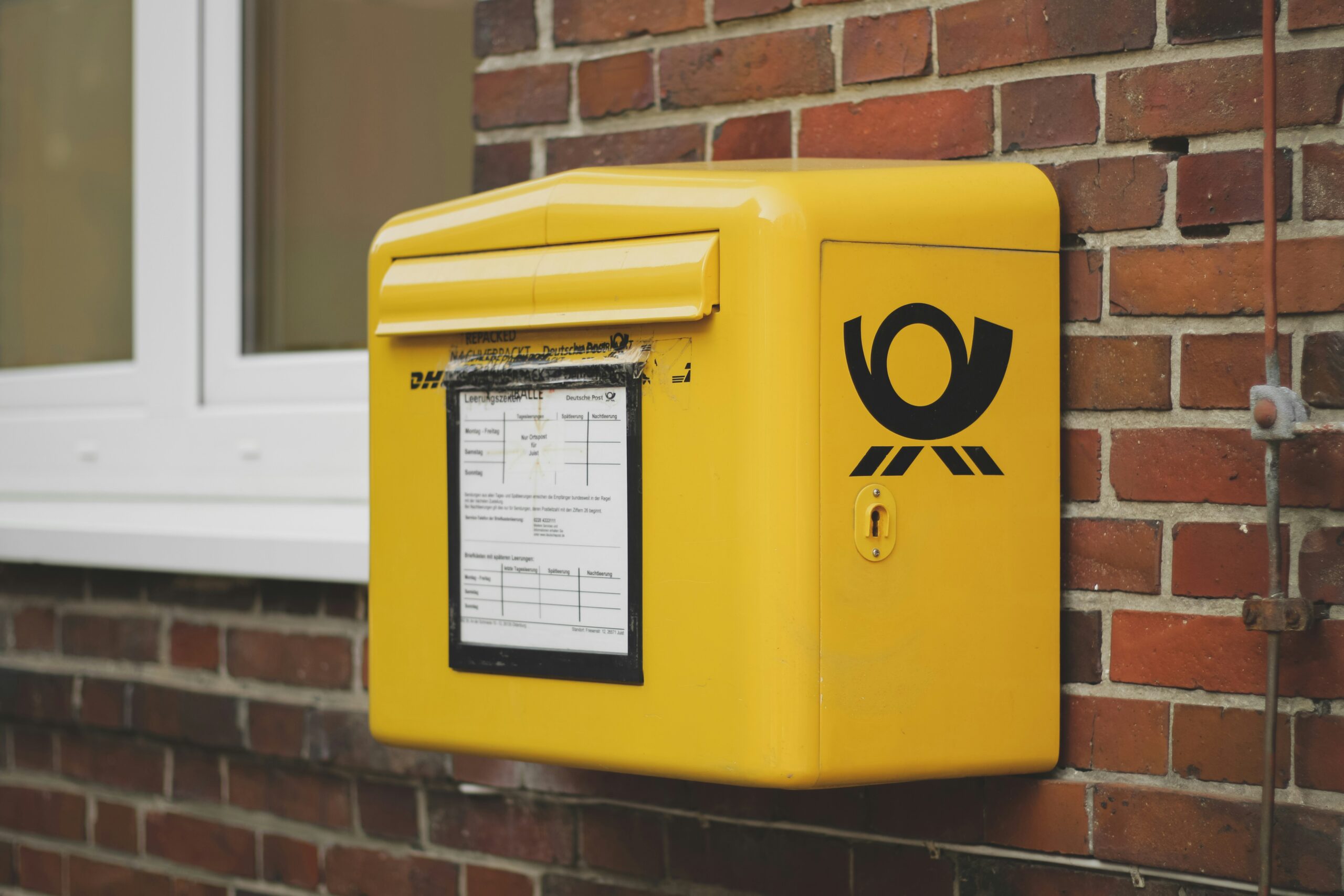 shopify dhl integration